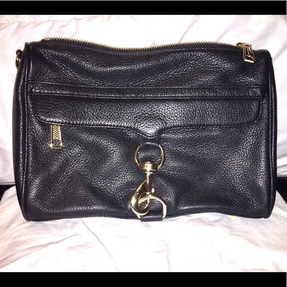 Rebecca Minkoff Handbags - ✨SALE✨Rebecca Minkoff MAC purse